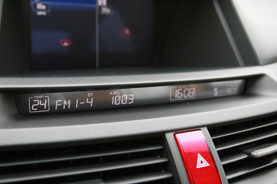 八代雅阁内饰图片