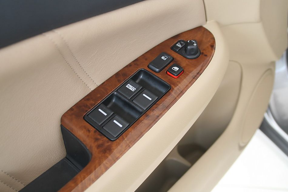 广州本田07款雅阁电动车门