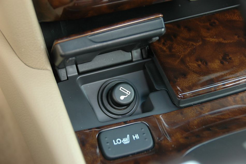 第八代雅阁内饰图片