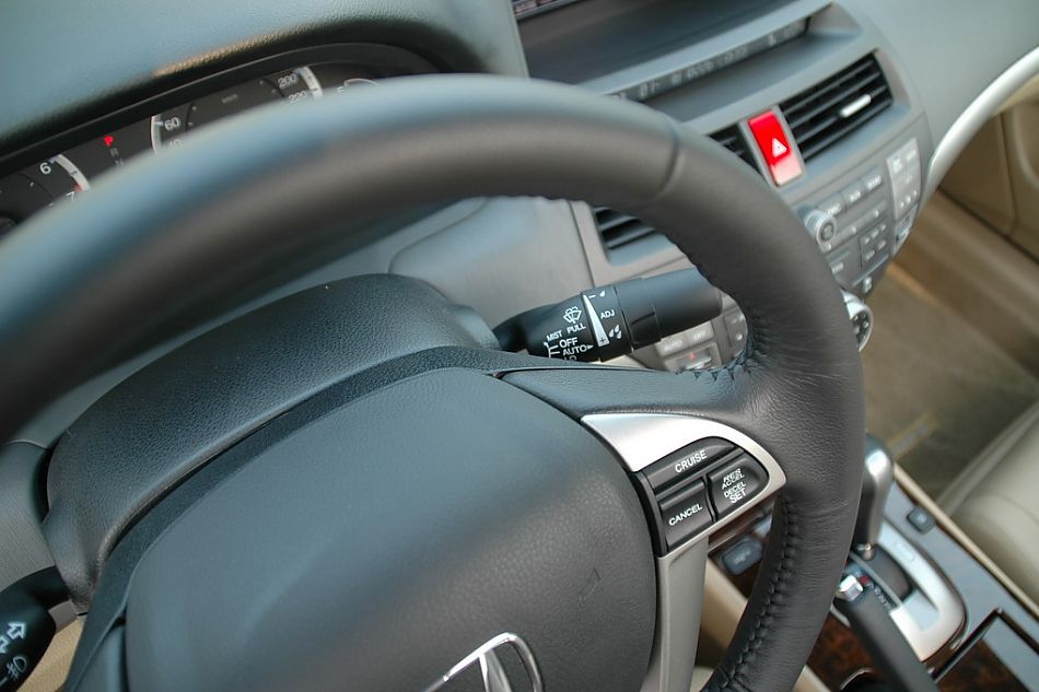 第八代雅阁内饰图片