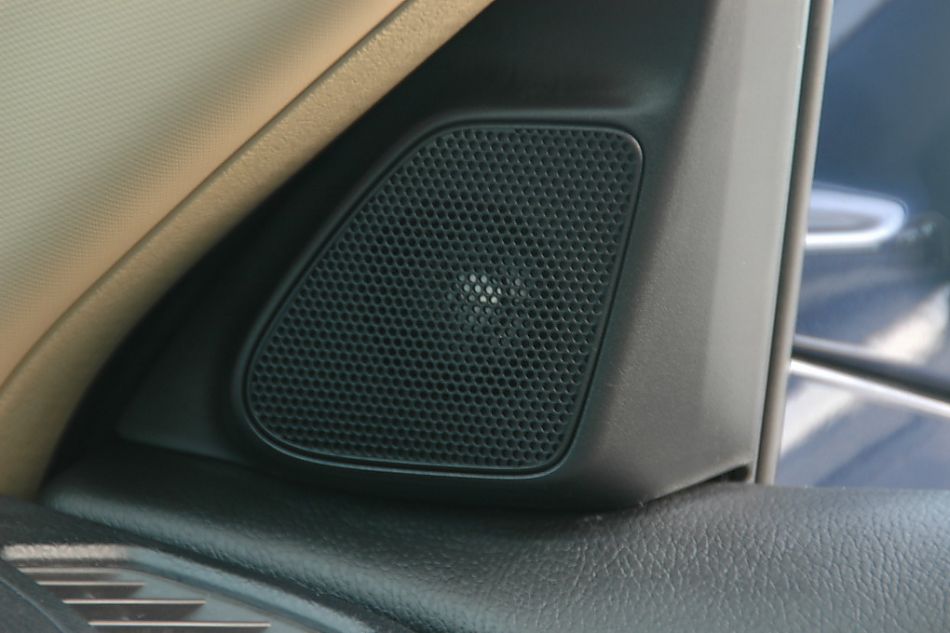 第八代雅阁内饰图片