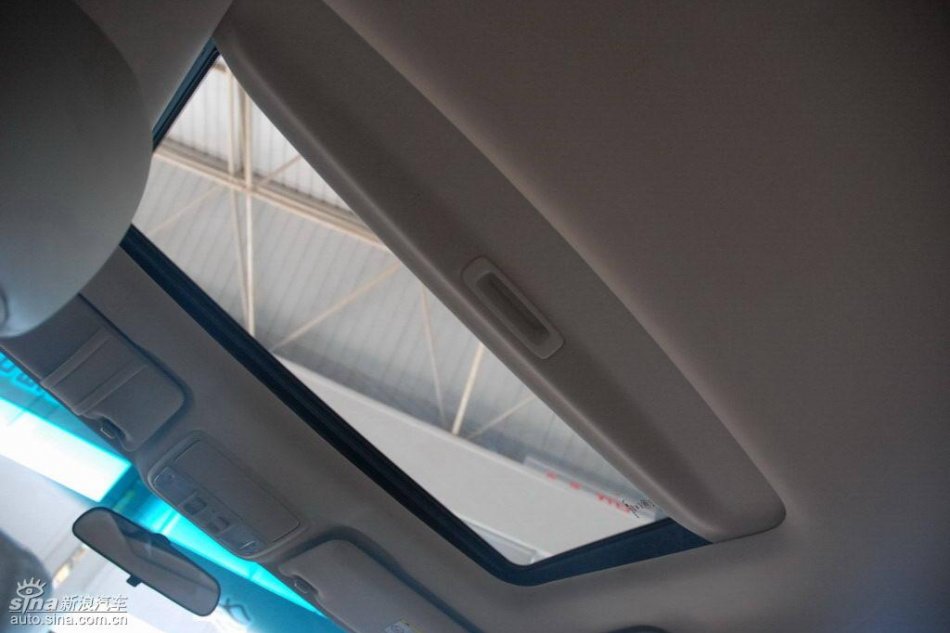 全新雅阁2.4L EX AT内饰