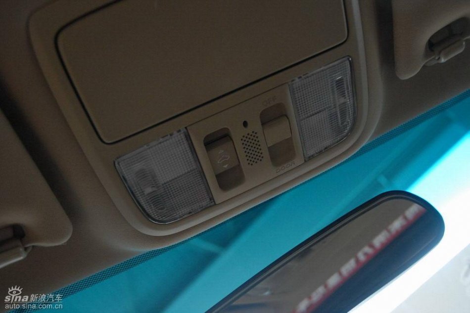 全新雅阁2.4L EX AT内饰