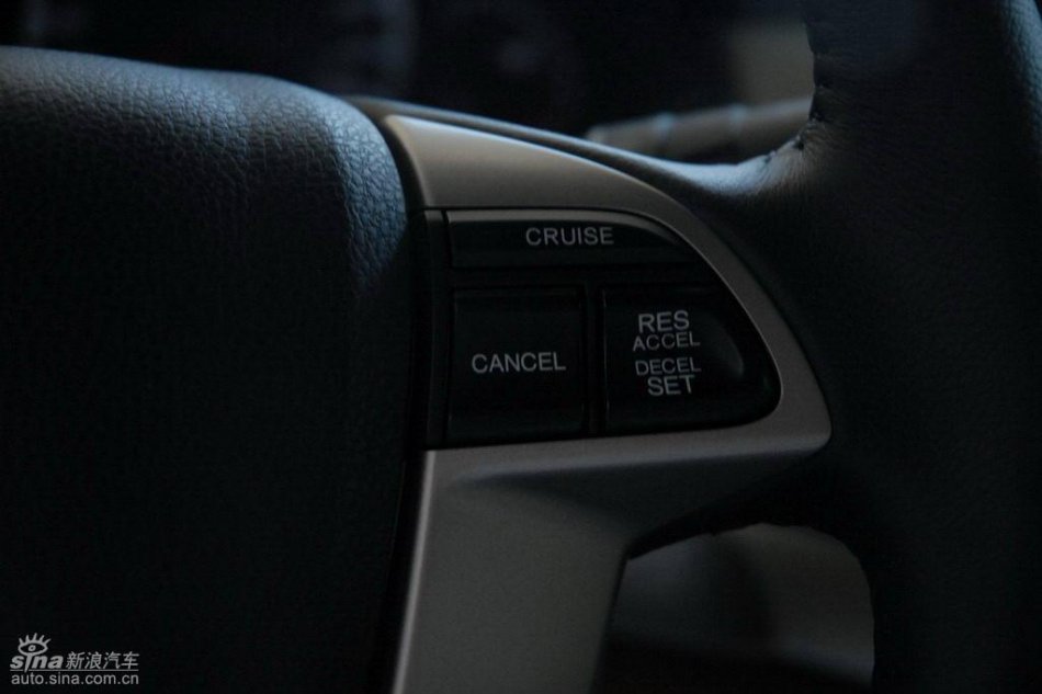 全新雅阁2.4L EX AT内饰