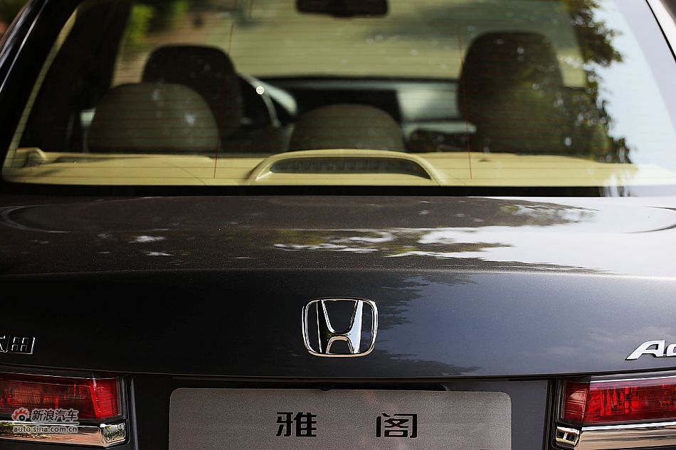 2011款雅阁2.4EXL Navi外观图片