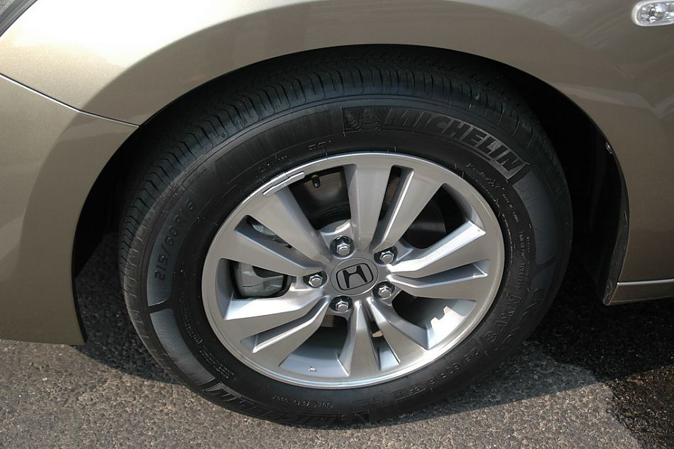 第八代雅阁外观图片　