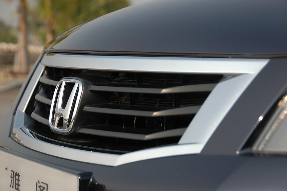 第八代雅阁外观图片　