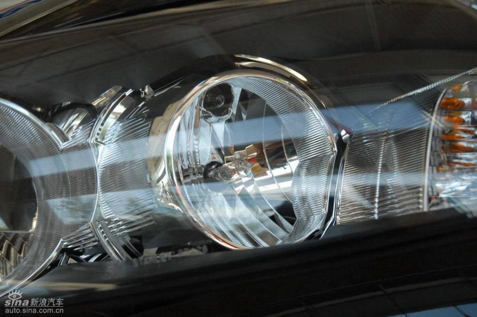 全新雅阁2.4L EX AT外观