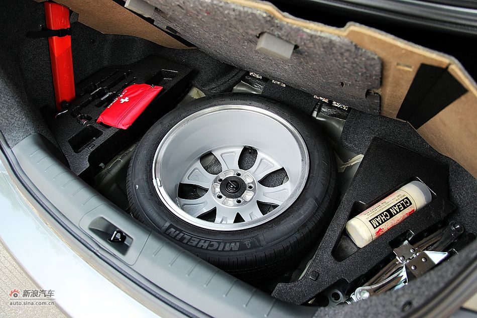 2011款雅阁2.4EXL Navi内饰图片