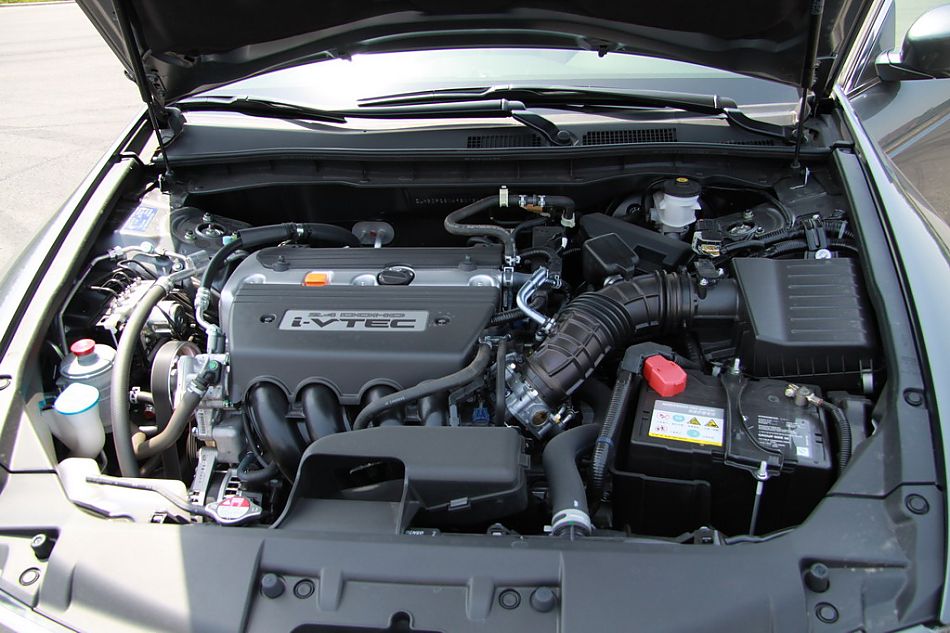 雅阁2.4引擎图片