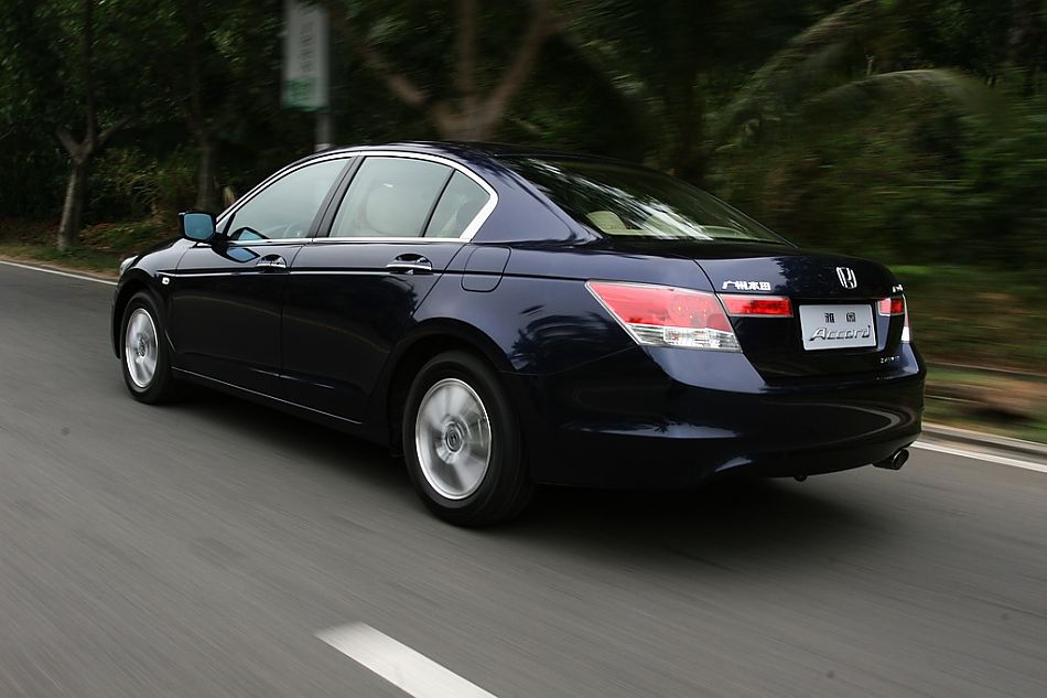 第八代雅阁外观图片