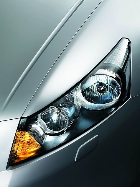 八代雅阁外观图