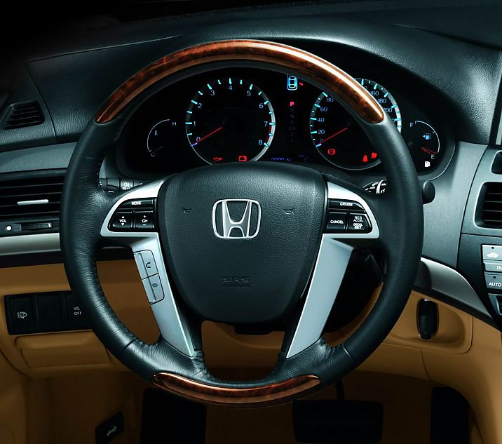 八代雅阁内饰图