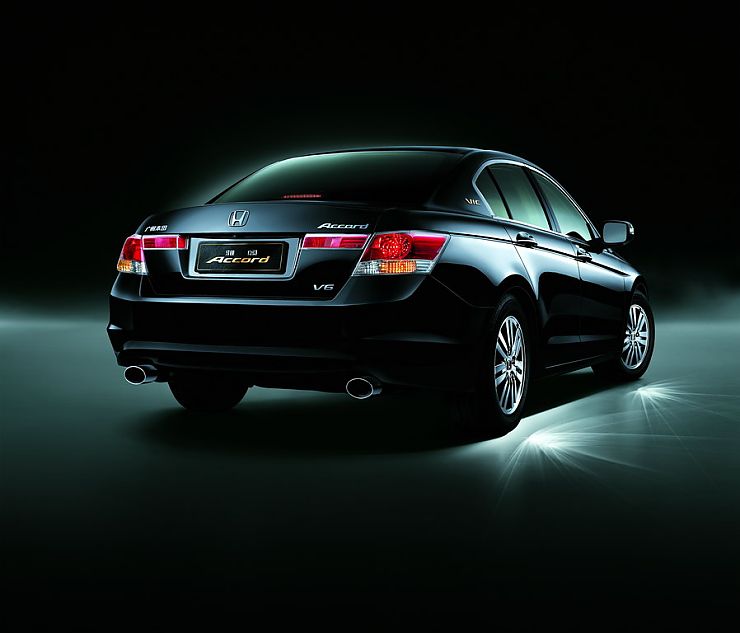 第八代雅阁3.5L外观