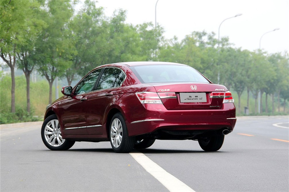 2013款雅阁2.4L 自动 SE