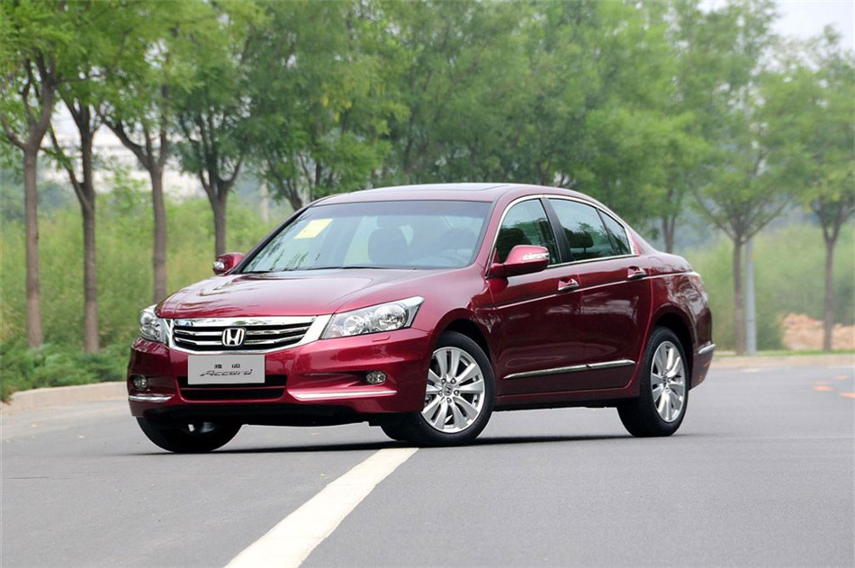 2013款雅阁2.4L 自动 SE