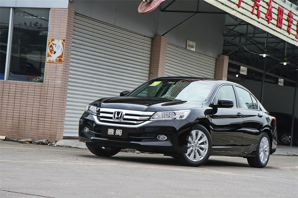 2014款雅阁2.4EXN豪华导航版