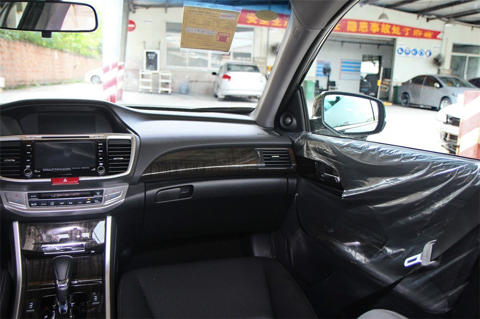 2014款雅阁2.4EXN豪华导航版