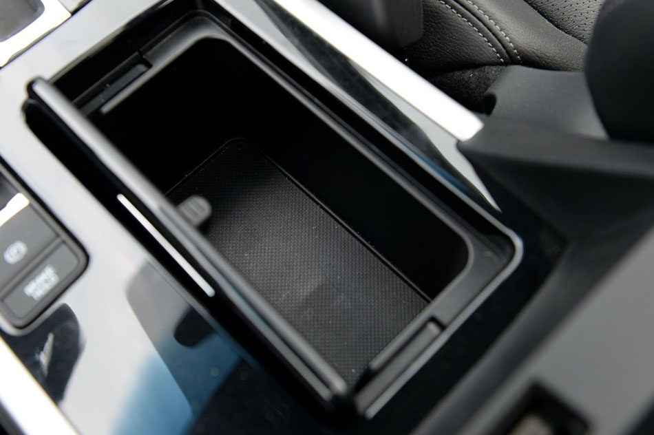 2016款 2.4L 智尊版 内饰