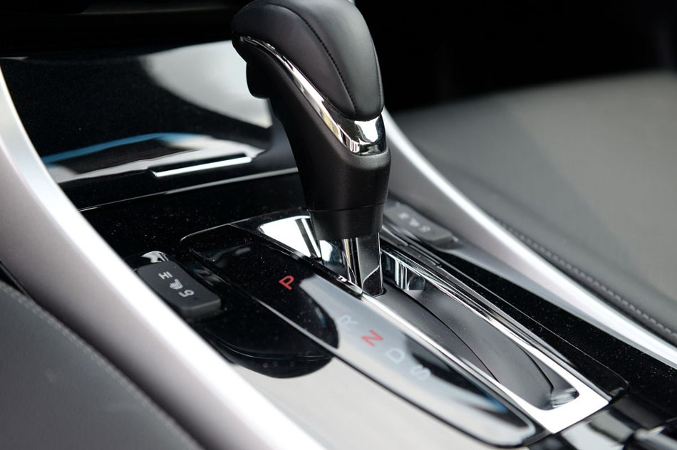 2016款 2.4L 智尊版 内饰