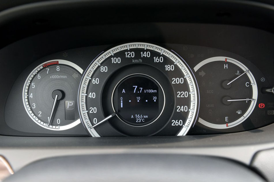 2016款 2.4L 智尊版 内饰