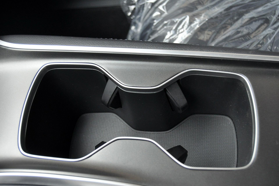 2018款 260TURBO 精英版 内饰