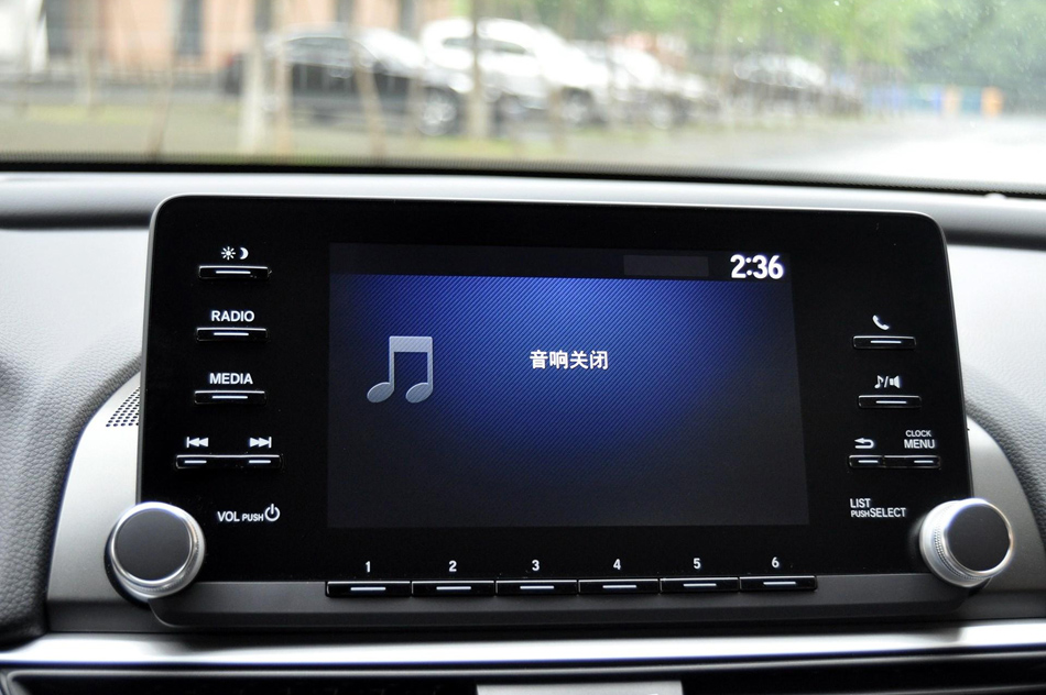 2018款 260TURBO 精英版 内饰