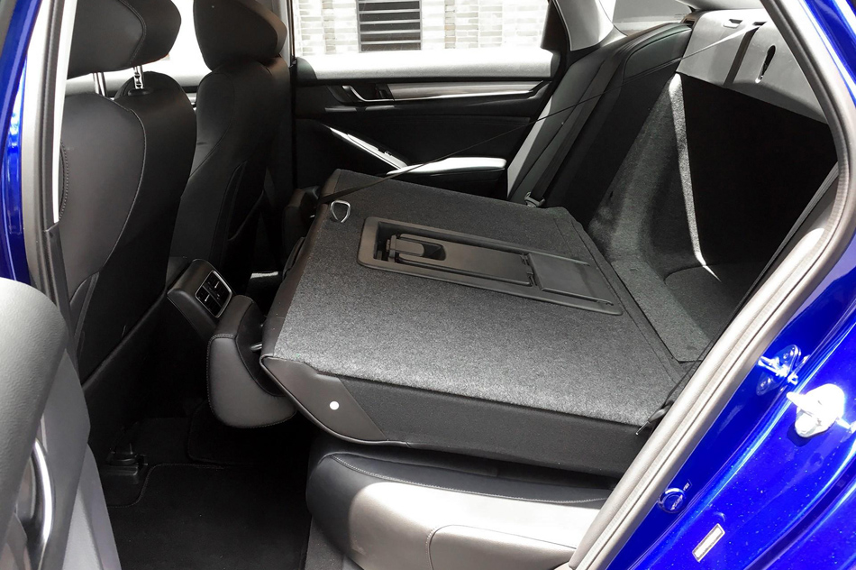 2018 260TURBO Ӣ οռ