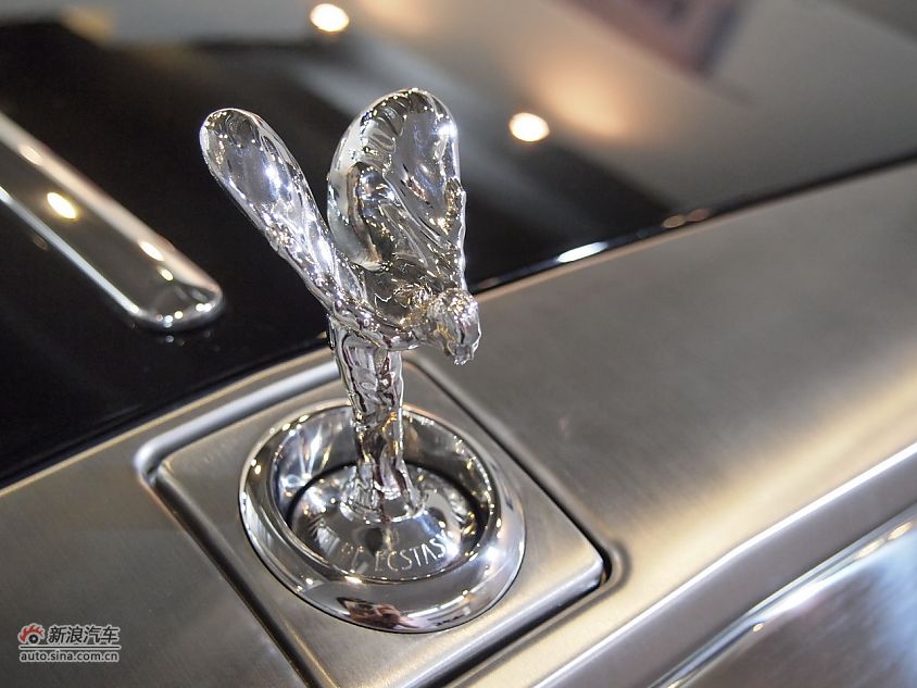 劳斯莱斯幻影软顶敞篷车