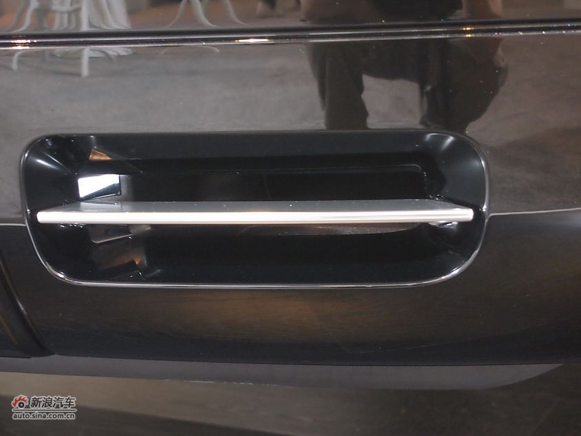 劳斯莱斯幻影软顶敞篷车