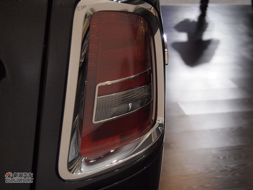 劳斯莱斯幻影软顶敞篷车