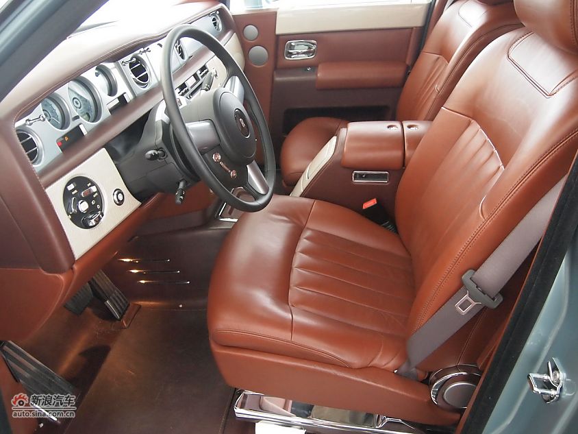 劳斯莱斯电动版幻影102EX实拍图