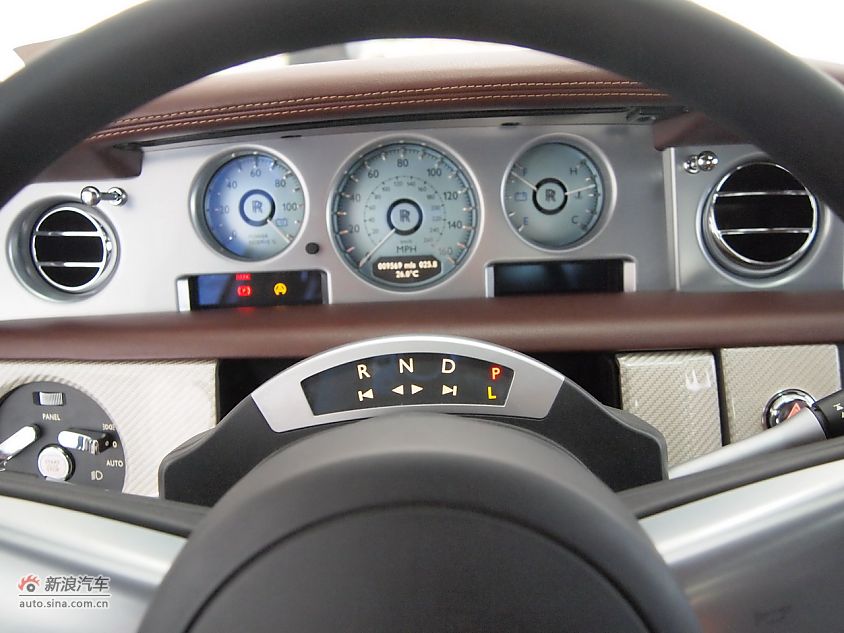 劳斯莱斯电动版幻影102EX实拍图