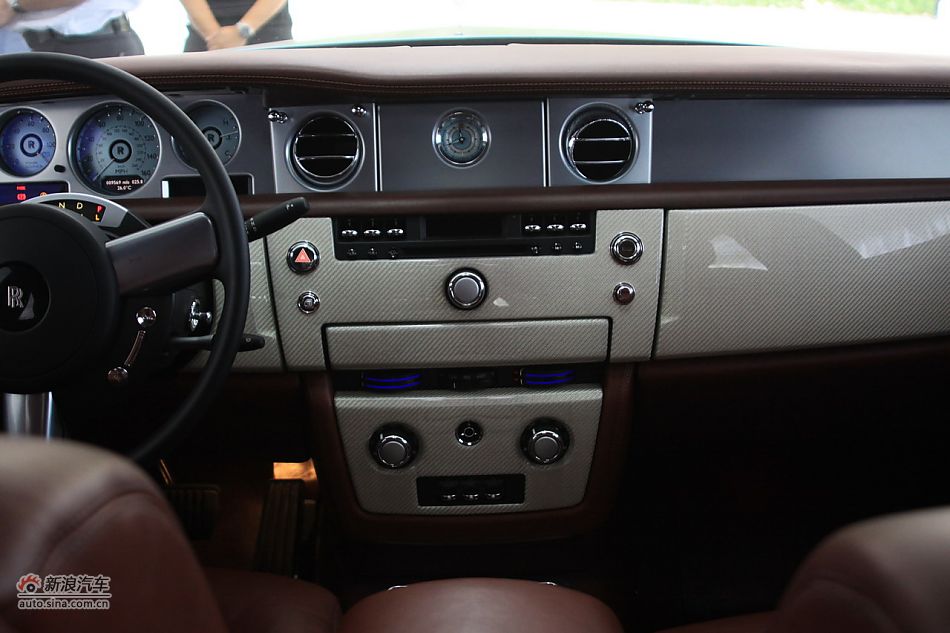 劳斯莱斯电动版幻影102EX实拍图