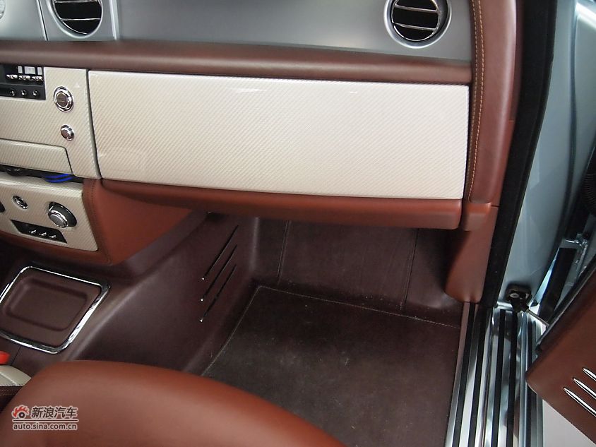 劳斯莱斯电动版幻影102EX实拍图