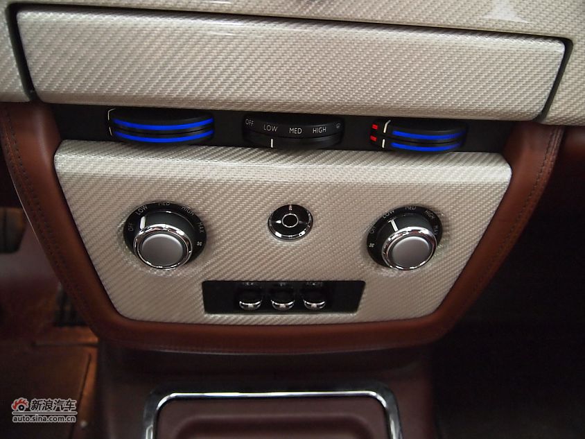 劳斯莱斯电动版幻影102EX实拍图