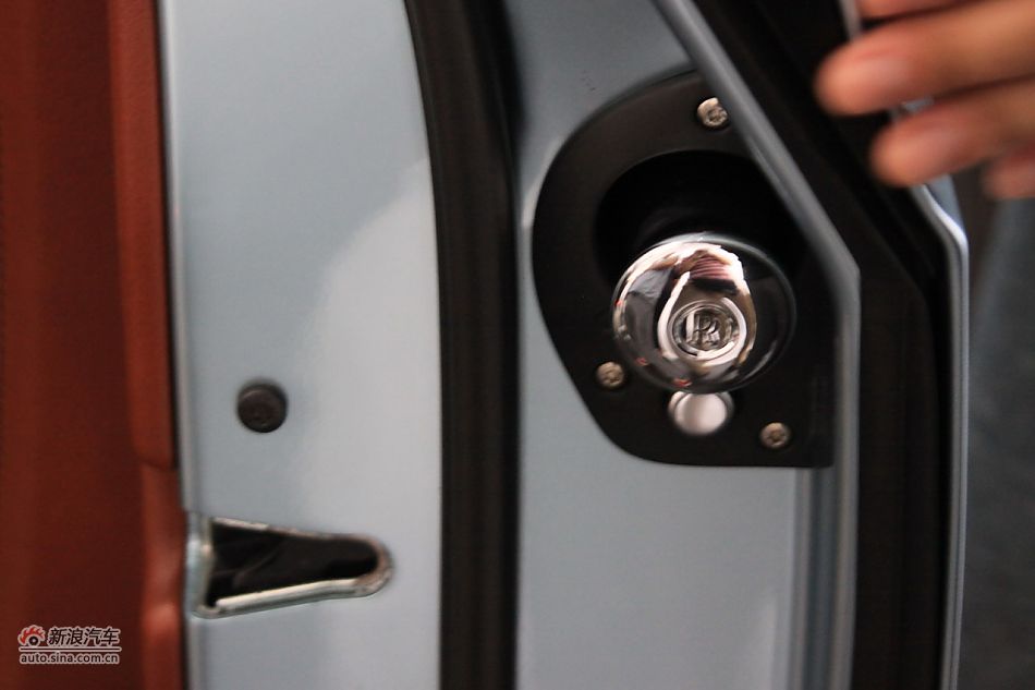 劳斯莱斯电动版幻影102EX实拍图