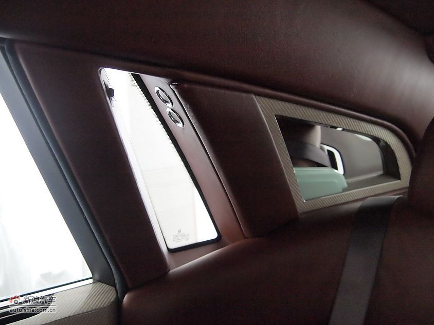 劳斯莱斯电动版幻影102EX实拍图