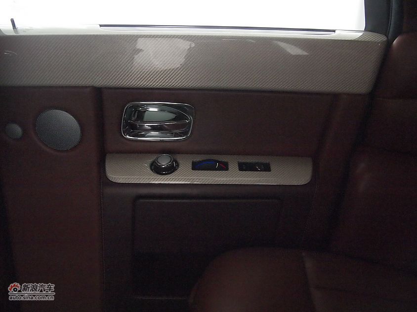 劳斯莱斯电动版幻影102EX实拍图