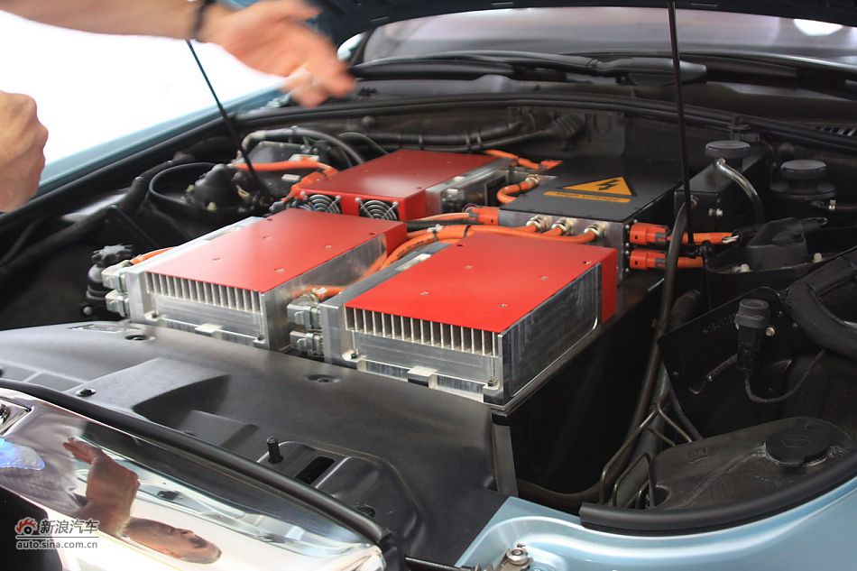 劳斯莱斯电动版幻影102EX实拍图