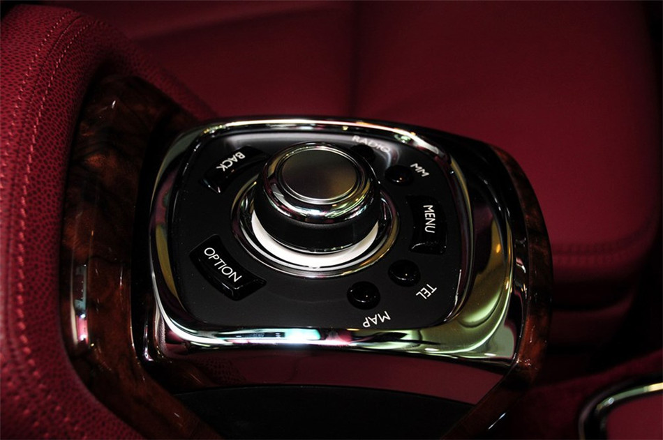 2013款幻影6.7L标准版