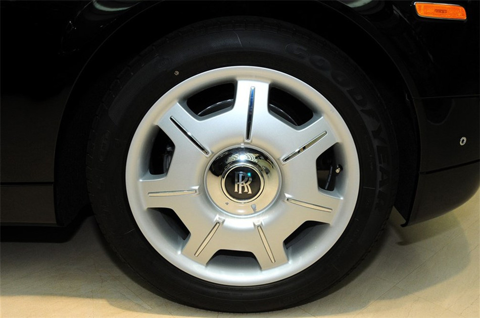 2013款幻影6.7L标准版