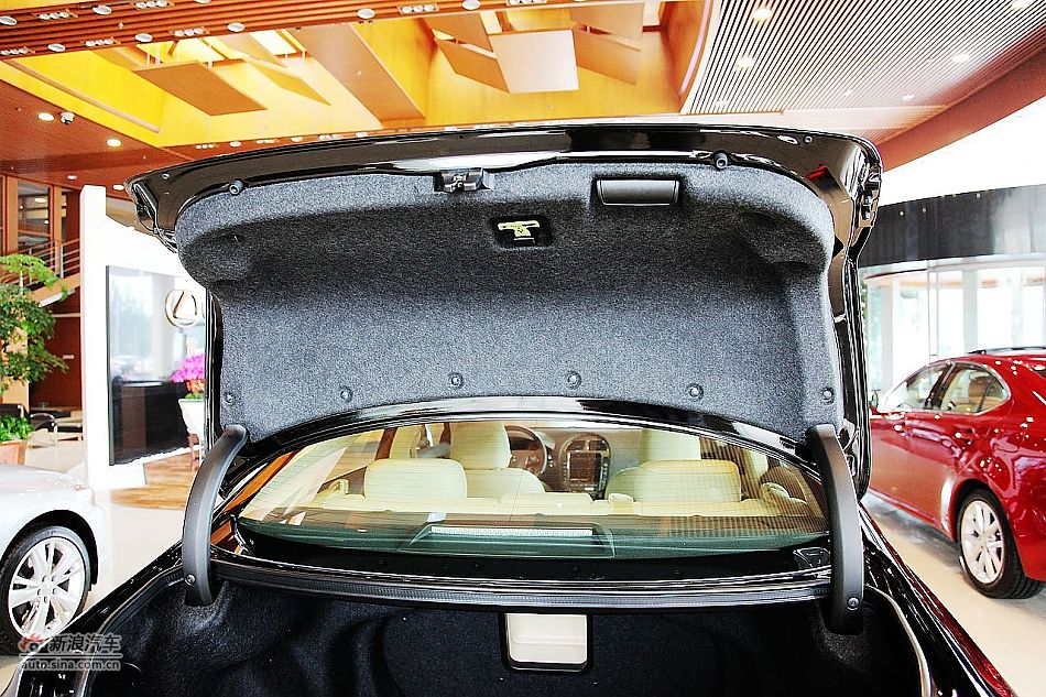 2010款雷克萨斯ES350尊贵版座椅图片