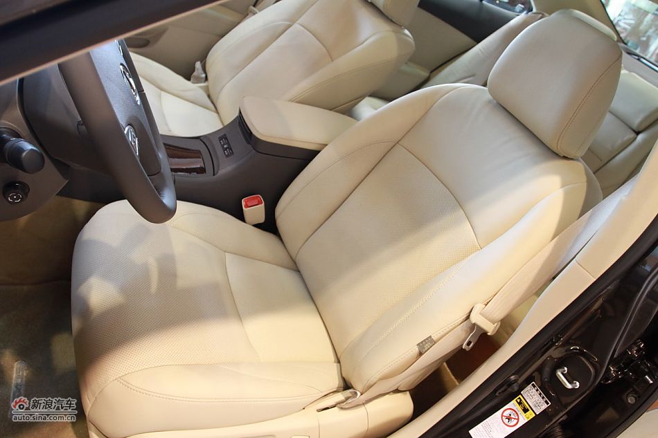 雷克萨斯ES240典雅版