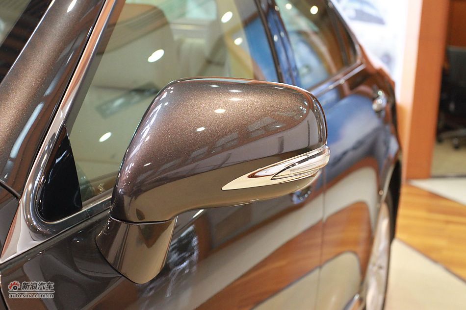 雷克萨斯ES240典雅版