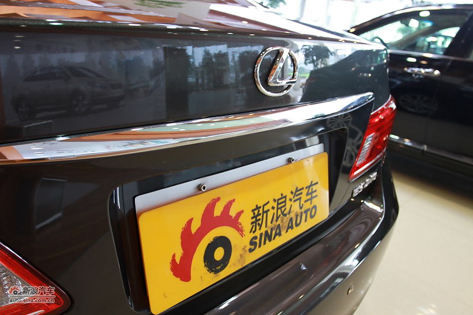 雷克萨斯ES240典雅版