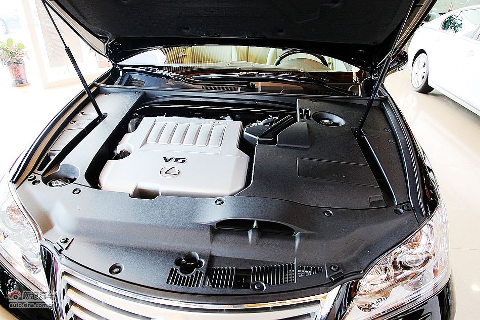 2010款雷克萨斯ES350尊贵版引擎