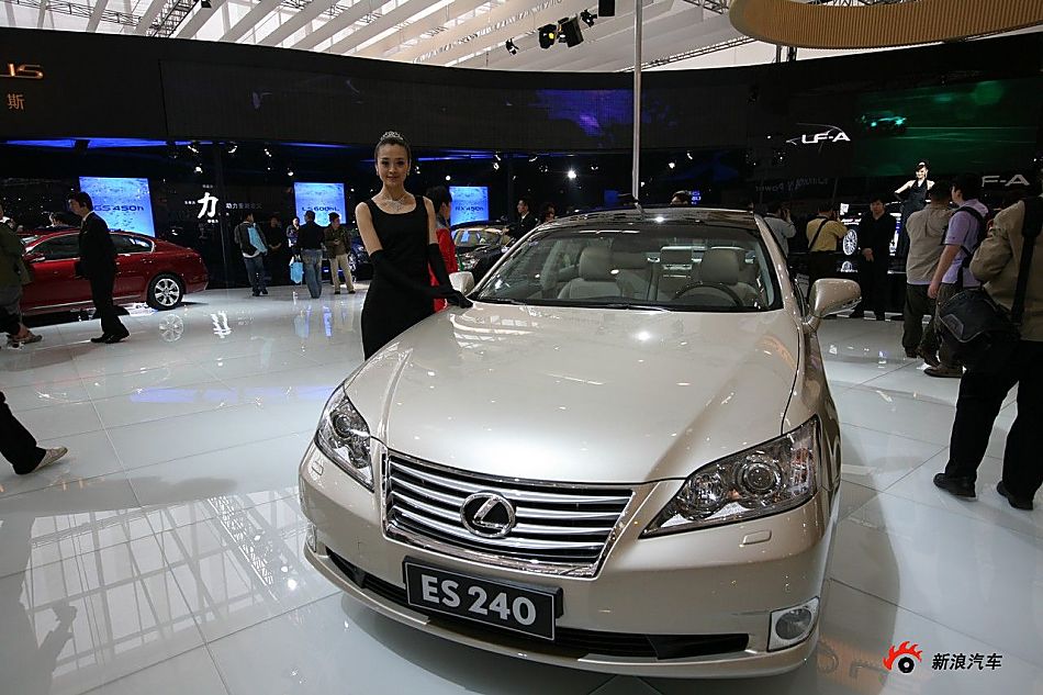 雷克萨斯ES240