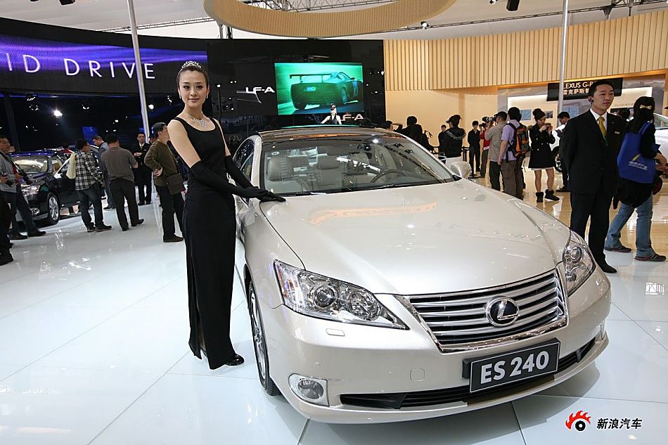 雷克萨斯ES240