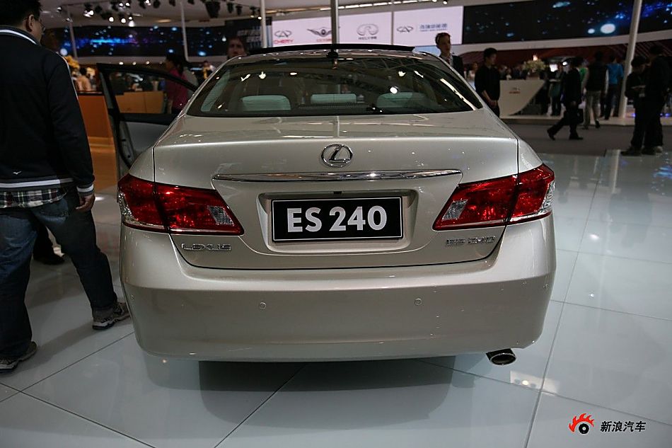 雷克萨斯ES240